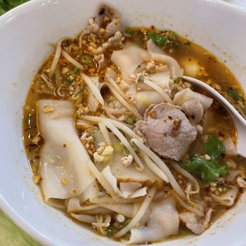Doza Sushi And Ramen - Tom yum noodle also very good - Sushi Bars Near Me - Charlotte, North Carolina Doza Sushi And Ramen - Tom yum noodle also very good - Sushi Bars Near Me - Charlotte, North Carolina