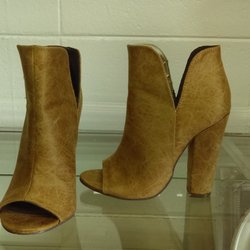 Deja Vous Consignment Boutique
