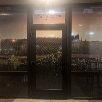 Engine 8 Urban Winery - Desserts Near Me - Sparks, Nevada