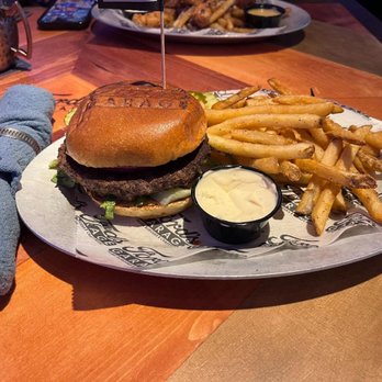 Ford's Garage Plano - Burger - Burgers Near Me - Plano, Texas Ford's Garage Plano - Burger - Burgers Near Me - Plano, Texas