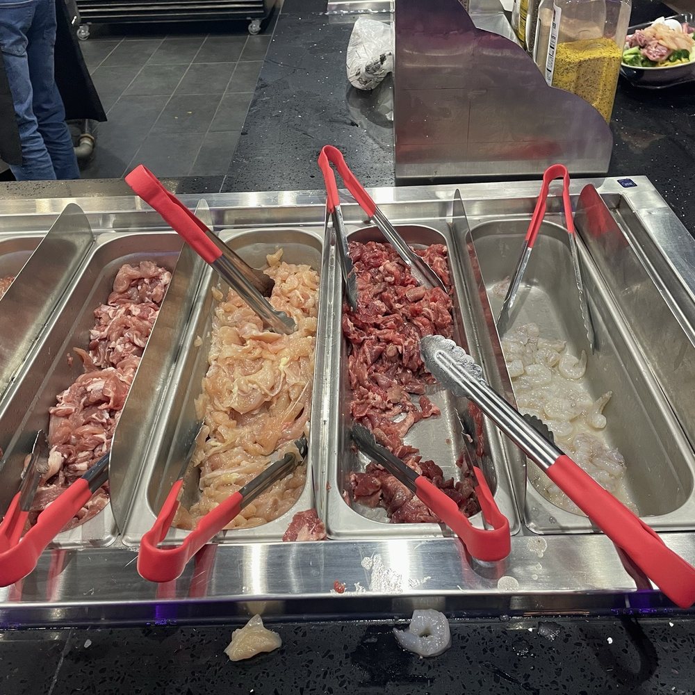 Yummy Bowl - Chicken thighs, pork, chicken breast, steak, shrimp - Sushi Bars Near Me - Colonial Heights, Virginia Yummy Bowl - Chicken thighs, pork, chicken breast, steak, shrimp - Sushi Bars Near Me - Colonial Heights, Virginia