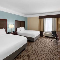 La Quinta by Wyndham Houma - Guest room