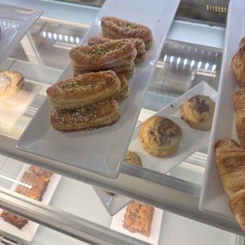 Cafe 33 - Persian Pastry - Coffee & Tea Near Me - Sacramento, California