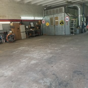 Unique Auto Body - The place is kept clean, neat, and orderly. - Body Shops Near Me - Fort Lauderdale, Florida Unique Auto Body - The place is kept clean, neat, and orderly. - Body Shops Near Me - Fort Lauderdale, Florida