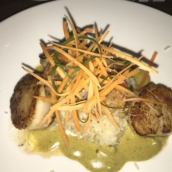 Tommy Bahama - $27.50 Shrimp and scallops - DELICIOUS - Seafood Near Me - Plano, Texas Tommy Bahama - $27.50 Shrimp and scallops - DELICIOUS - Seafood Near Me - Plano, Texas