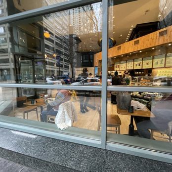 Starbucks - Coffee & Tea Near Me - Chicago, Illinois Starbucks - Coffee & Tea Near Me - Chicago, Illinois