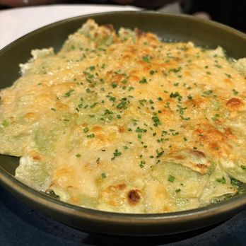 La Place Longchamp - Ravioli Gratin - French Near Me - Paris, 01