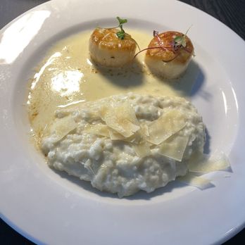 Salt At Geist - Pan seared scallops with parm risotto - Wine Bars Near Me - Fishers, Indiana Salt At Geist - Pan seared scallops with parm risotto - Wine Bars Near Me - Fishers, Indiana