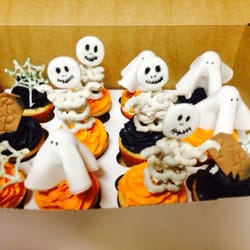 Cake Xscape - Halloween 2013 cupcakes