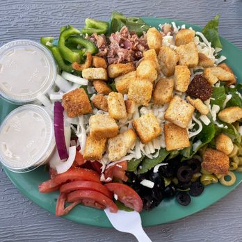 Dan's Pizza Wings 'N' Beer Deck - Salad - Bars Near Me - Kemah, Texas Dan's Pizza Wings 'N' Beer Deck - Salad - Bars Near Me - Kemah, Texas