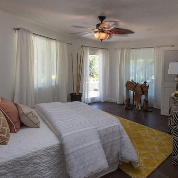 Alpine Custom Painting - Walls and baseboards - Painters Near Me Alpine Custom Painting - Walls and baseboards - Painters Near Me