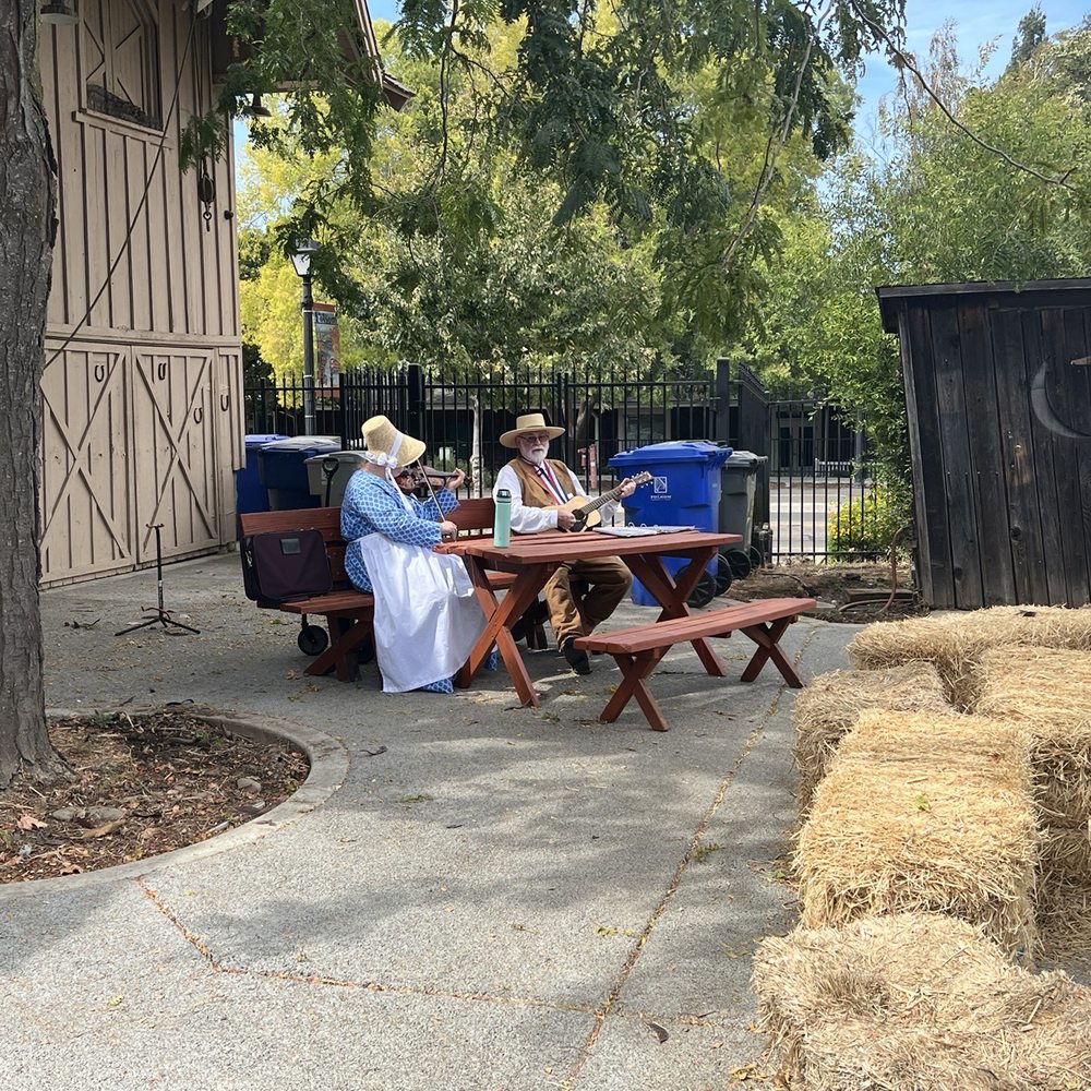 The Square - Old folks playing catchy songs - Museums Near Me - Folsom, California The Square - Old folks playing catchy songs - Museums Near Me - Folsom, California