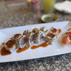 Eddie Hills Sushi & Thai