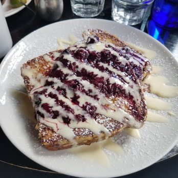 Cafe Nell - Five star French toast. AMAZING!! - New American Near Me - Portland, Oregon