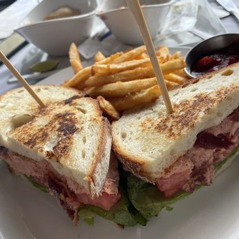 Tom Ham's Lighthouse - Crab BLT - Breakfast & Brunch Near Me - San Diego, California Tom Ham's Lighthouse - Crab BLT - Breakfast & Brunch Near Me - San Diego, California