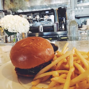 Tiny Boxwoods - Beet burger - New American Near Me - Houston, Texas Tiny Boxwoods - Beet burger - New American Near Me - Houston, Texas