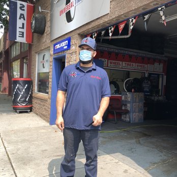 Universal Tires - Good guy no nonsense - Tires Near Me - Berkeley, California