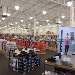 DSW Designer Shoe Warehouse