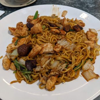 Shogun Japanese Restaurant - Chicken Yakisoba, in general, a bit bland but ginger sauce helped - Japanese Near Me - High Point, North Carolina Shogun Japanese Restaurant - Chicken Yakisoba, in general, a bit bland but ginger sauce helped - Japanese Near Me - High Point, North Carolina