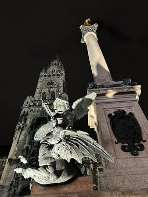 Marienplatz by null