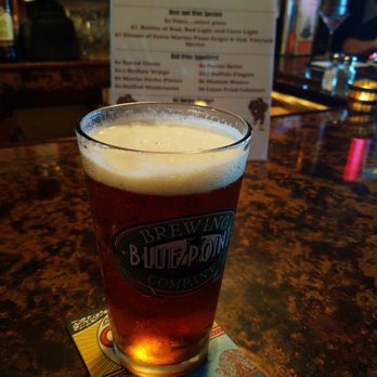 Faraday's Of Smithtown - Go Giants - Pubs Near Me - Smithtown, New York