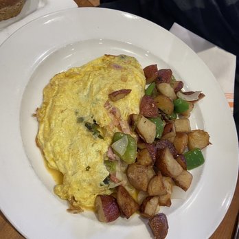 Stax Cafe - Breakfast & Brunch Near Me - Chicago, Illinois
