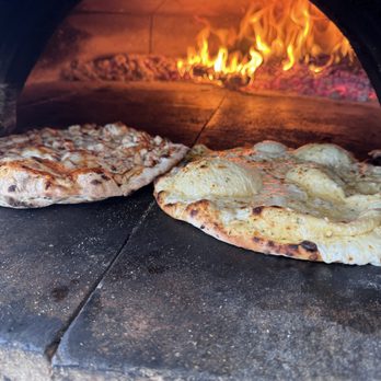 Rollin Dough Pizzeria - Pizza Near Me Rollin Dough Pizzeria - Pizza Near Me