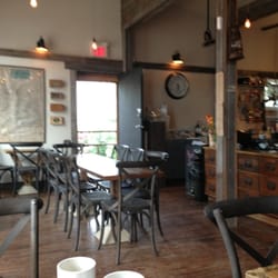 Little Red Market Cafe
