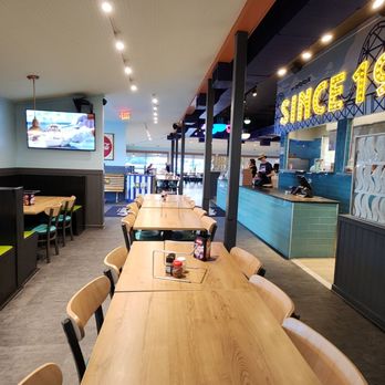 Mellow Mushroom Foley - inside 4 - Pizza Near Me - Foley, Alabama