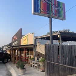 Mama Chole's - Exterior