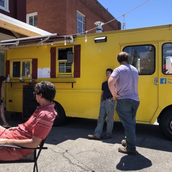 Gloria's Pupuseria - Food truck - Food Trucks Near Me - Staunton, Virginia Gloria's Pupuseria - Food truck - Food Trucks Near Me - Staunton, Virginia