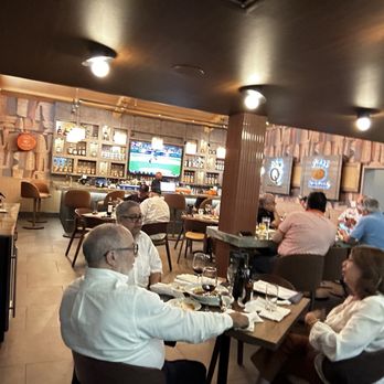 Metropol Restaurant - Cuban Near Me - Carolina, Puerto Rico Metropol Restaurant - Cuban Near Me - Carolina, Puerto Rico