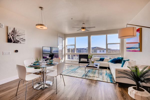High Line Pointe by null