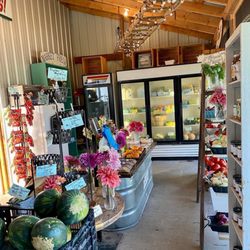 Merten's Farmhouse Market