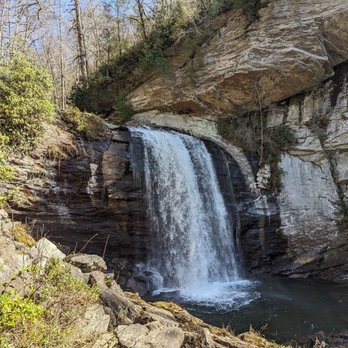 Looking Glass Falls - Hiking Near Me - Brevard, North Carolina