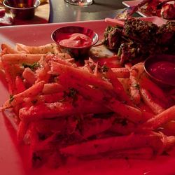 Steak skewers with fries!