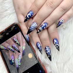 Aladdin Nail & Spa