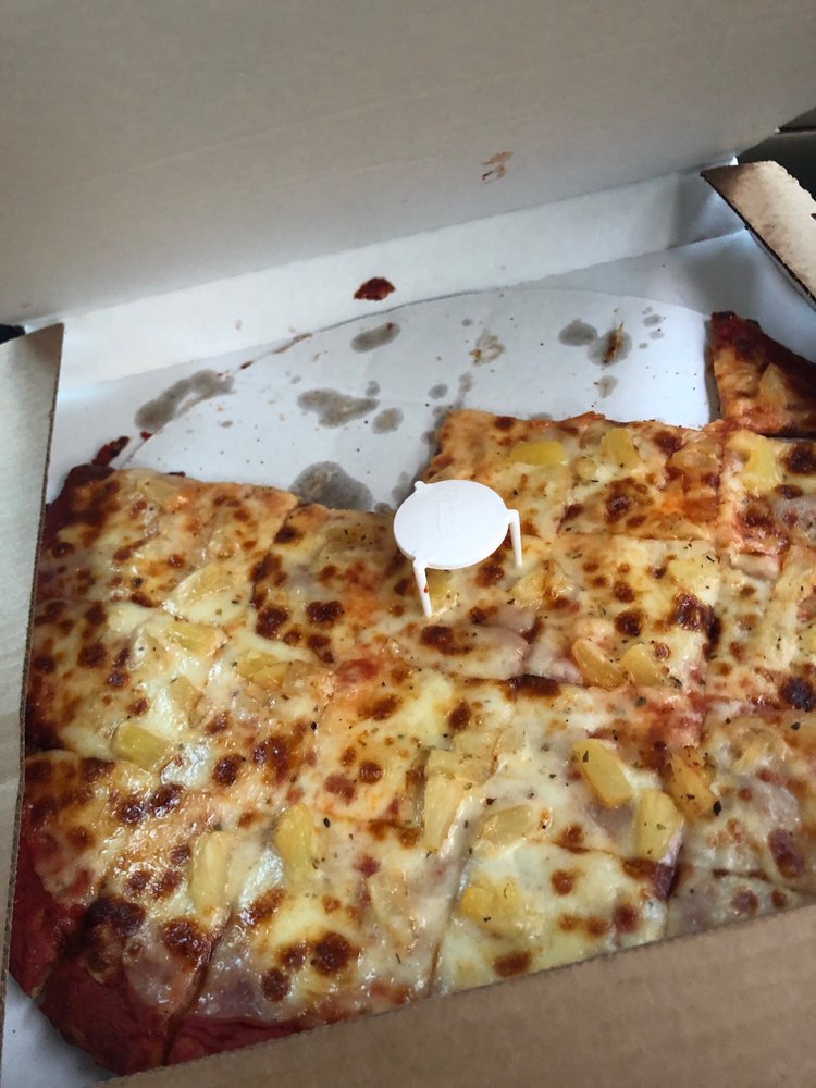 Pudgy's Pizza & Sandwiches, Chicago Roadtrippers