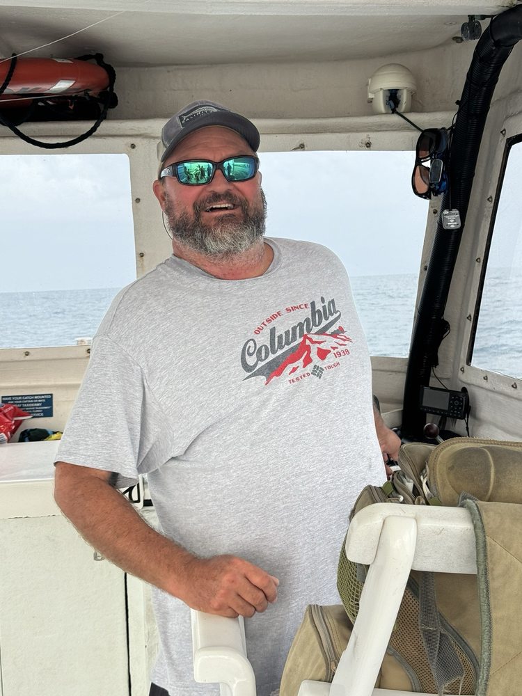 Simply Hooked Logo