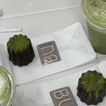 Bu Pastry Bar - Matcha canelé - Cafes Near Me - Pasadena, California