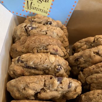 Sugar Mamma Caramels - Oatmeal sugar less but chocolate chip cookies! - Candy Stores Near Me Sugar Mamma Caramels - Oatmeal sugar less but chocolate chip cookies! - Candy Stores Near Me