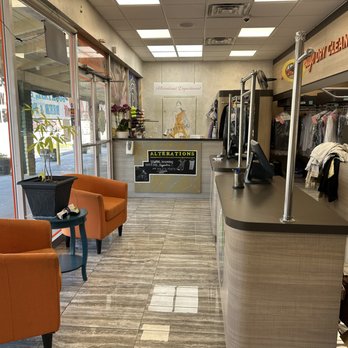 LYONS Cleaners - Dry Cleaning Near Me - Los Angeles, California