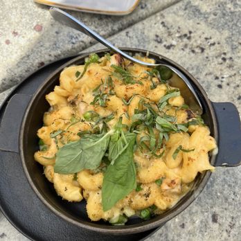 GRANVILLE - New American Near Me - Pasadena, California