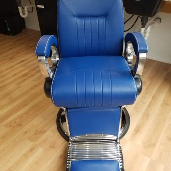 Regent Cuts Barbershop - Relax and Enjoy your cut in a extra comfortable barber chairs. - Barbers Near Me - Madison, Wisconsin Regent Cuts Barbershop - Relax and Enjoy your cut in a extra comfortable barber chairs. - Barbers Near Me - Madison, Wisconsin