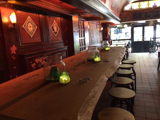 CAFE HOLE IN THE WALL - Updated June 2025 - 17 Photos & 13 Reviews