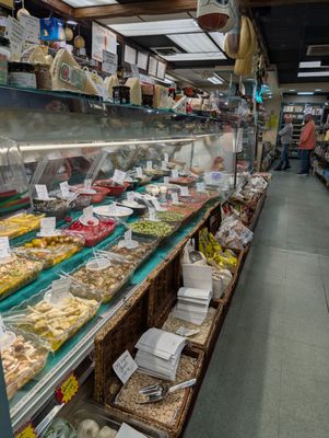 Tony's Colonial Food by null