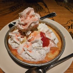BJ's Restaurant & Brewhouse - Strawberry Shortcake Pizookie