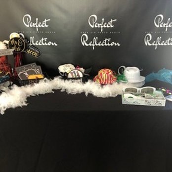 Perfect Reflection Photo Booth - Photo Booth Rentals Near Me