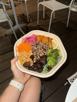 sweetgreen by null