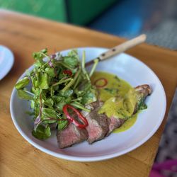 Funky Elephant - Gang rawang beef